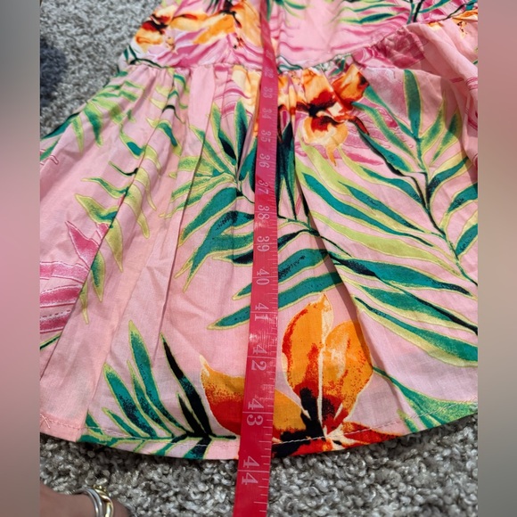 Summer-Spring floral Hawaiian 🌺 dress - Picture 7 of 8